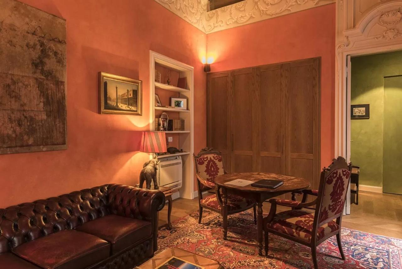 Italianway - Borgonuovo 12 Apartment มิลาน ภายนอก รูปภาพ