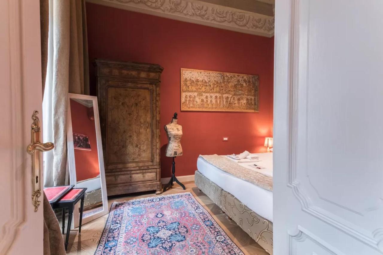 Italianway - Borgonuovo 12 Apartment มิลาน ภายนอก รูปภาพ